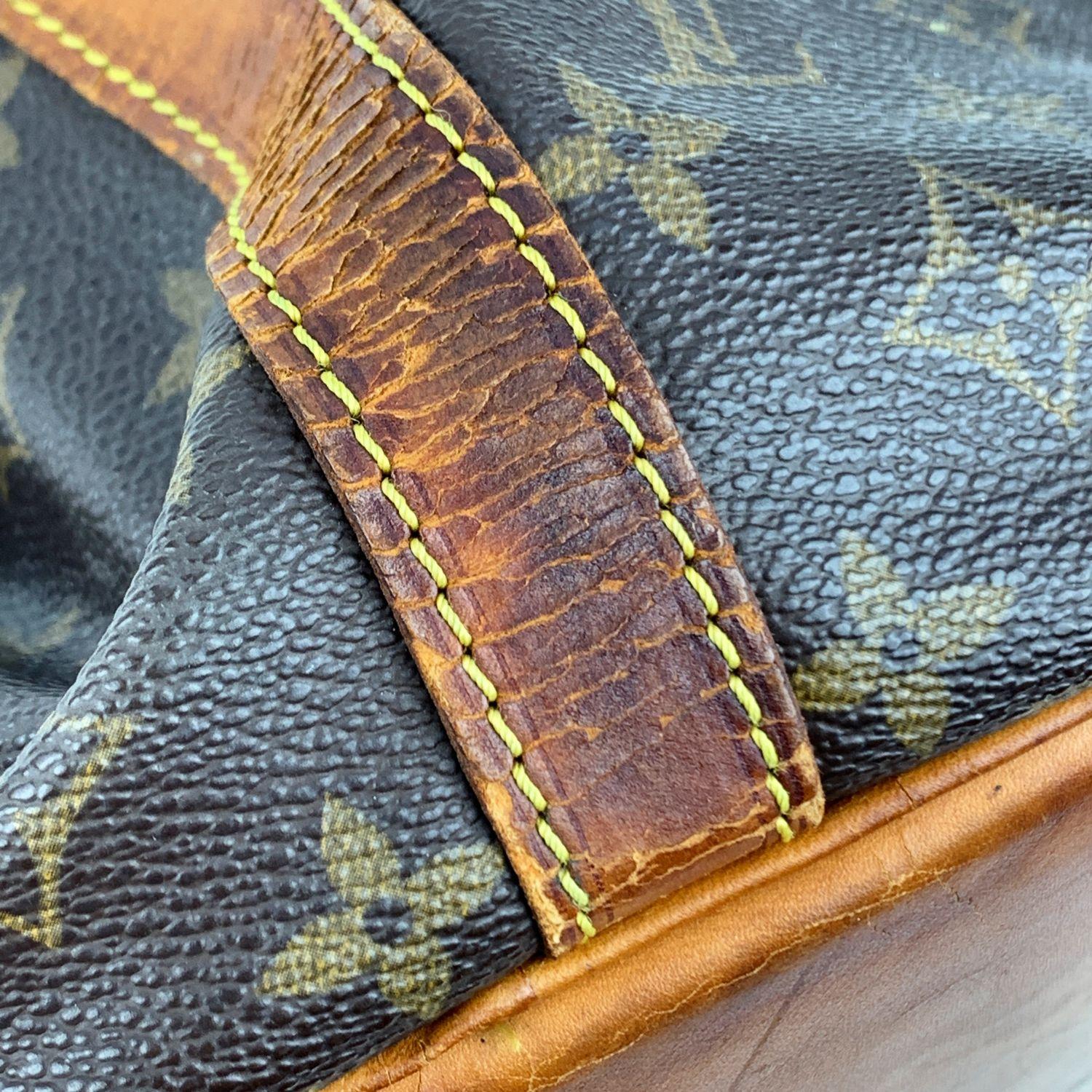 Louis Vuitton Vintage Monogram Petit Noe Shoulder Bag with Defects 4