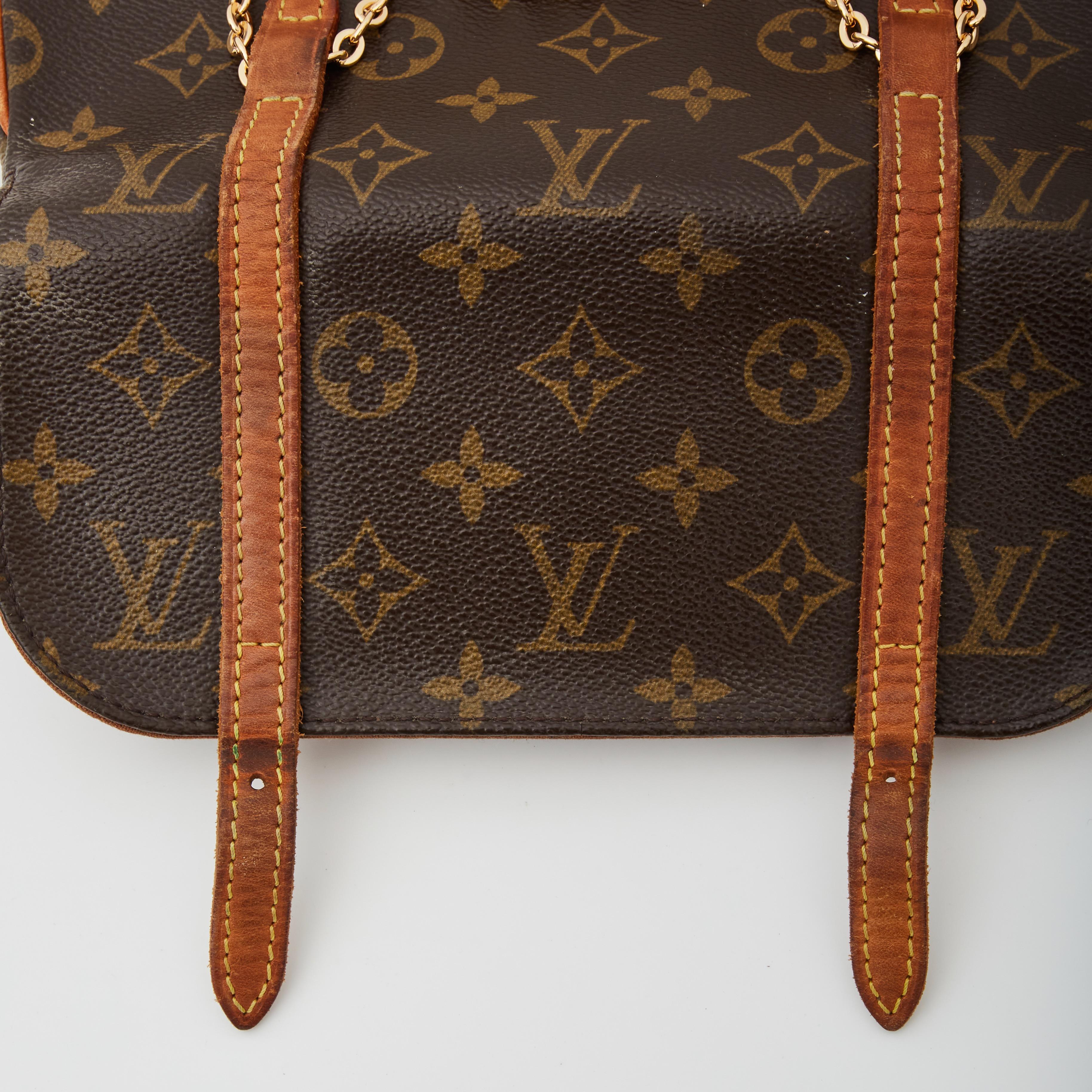 Women's or Men's Louis Vuitton Vintage Monogram Pochette Marelle PM Bag (2005)
