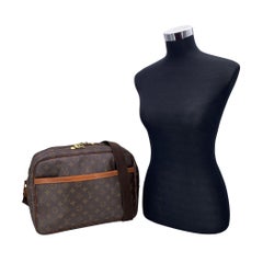Louis Vuitton Vintage Monogram Reporter GM Crossbody Bag M45252
