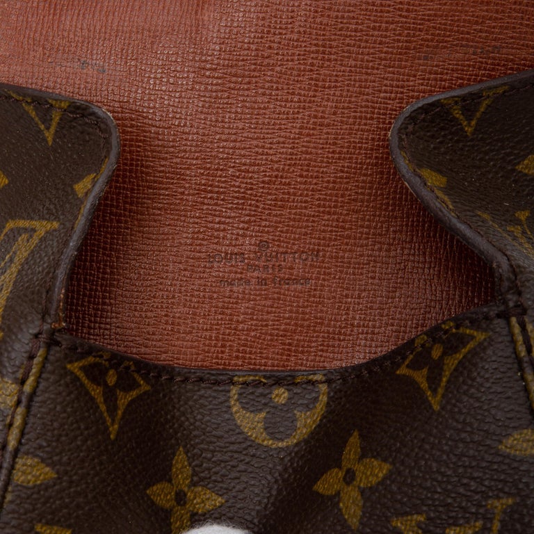 Louis Vuitton Vintage Monogram Saint Cloud PM Shoulder Bag 2H240090n