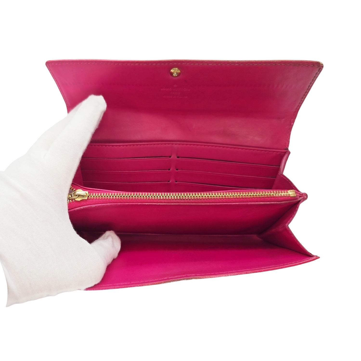 Louis Vuitton Vintage Monogram Sarah Vernis Wallet Rose Pop For Sale 2