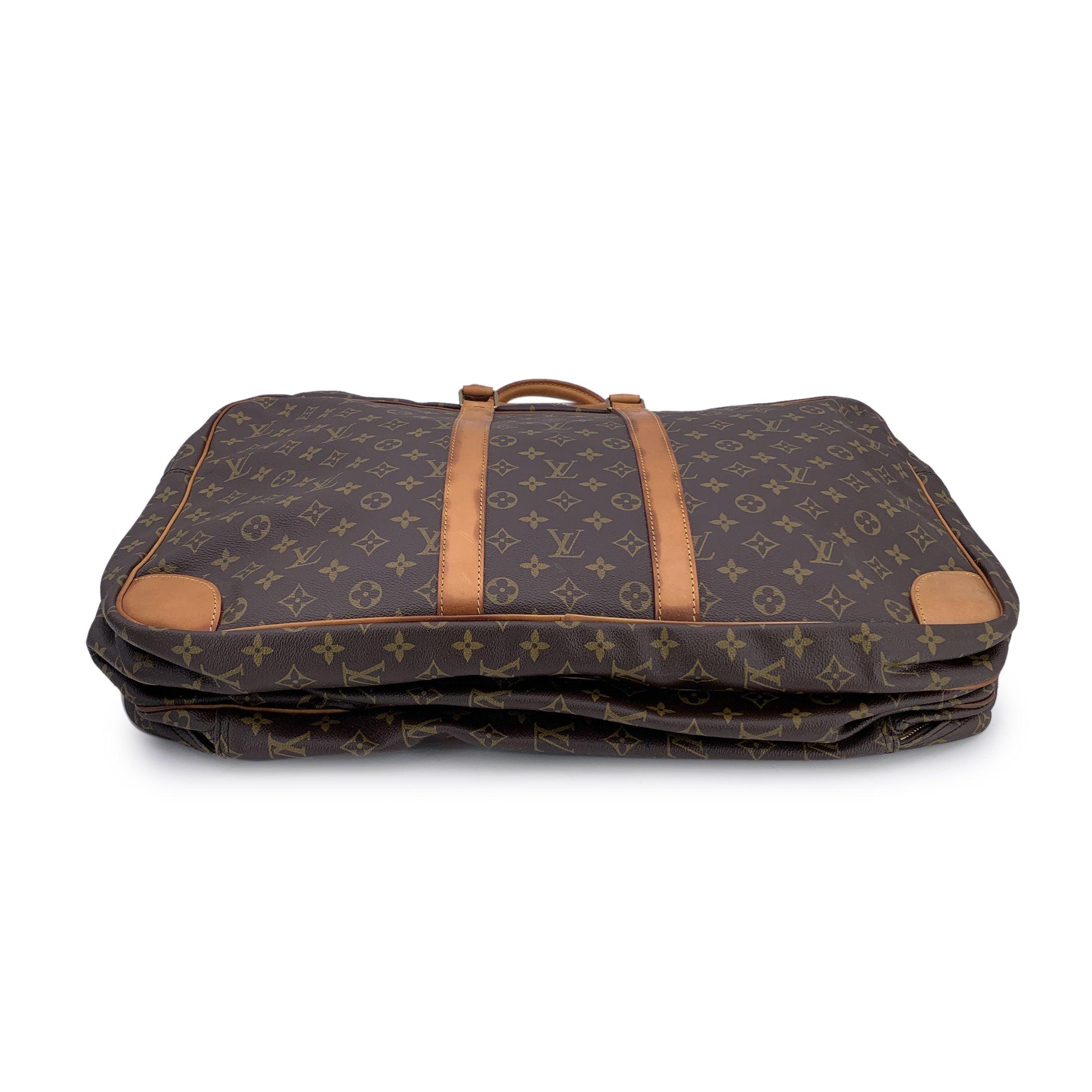 Sac de voyage à trois compartiments Sirius 55 vintage avec monogramme Louis Vuitton en vente 2