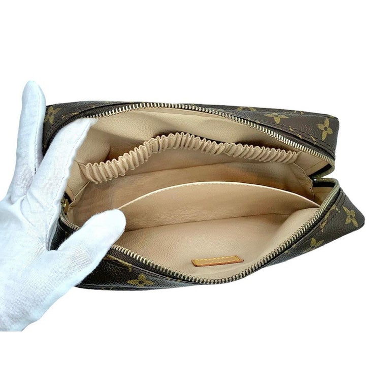 Anatomia-fmedShops - Louis Vuitton Vivienne Shoulder Bag - Louis Vuitton  Monogram Toiletry - Vintage Toiletry