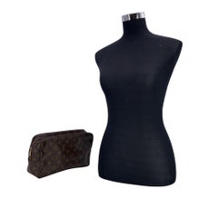Louis Vuitton Vintage Monogram Trousse de Toilette 28 Cosmetic Bag