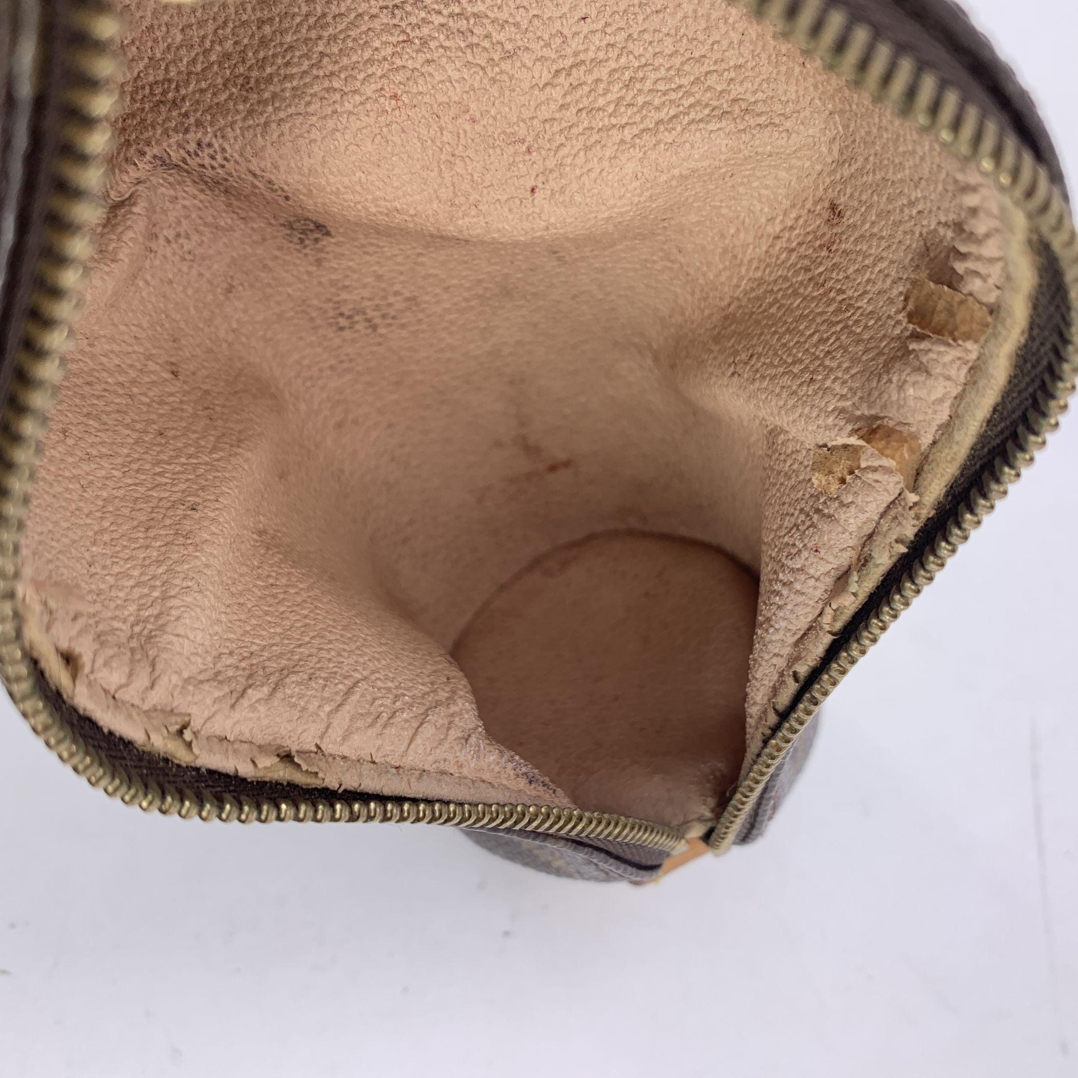 Louis Vuitton Vintage Monogram Trousse Rondo Round Zip Pouch M47630 1