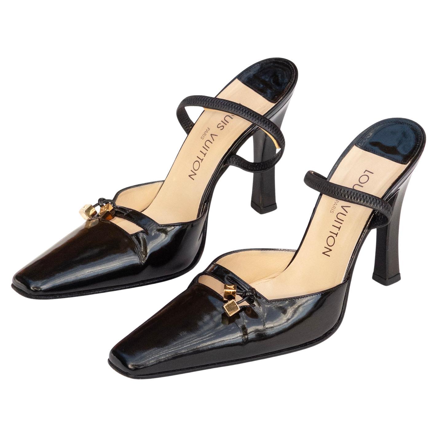 Louis Vuitton Vintage Patent Leather Black Heels Sz 38.5
