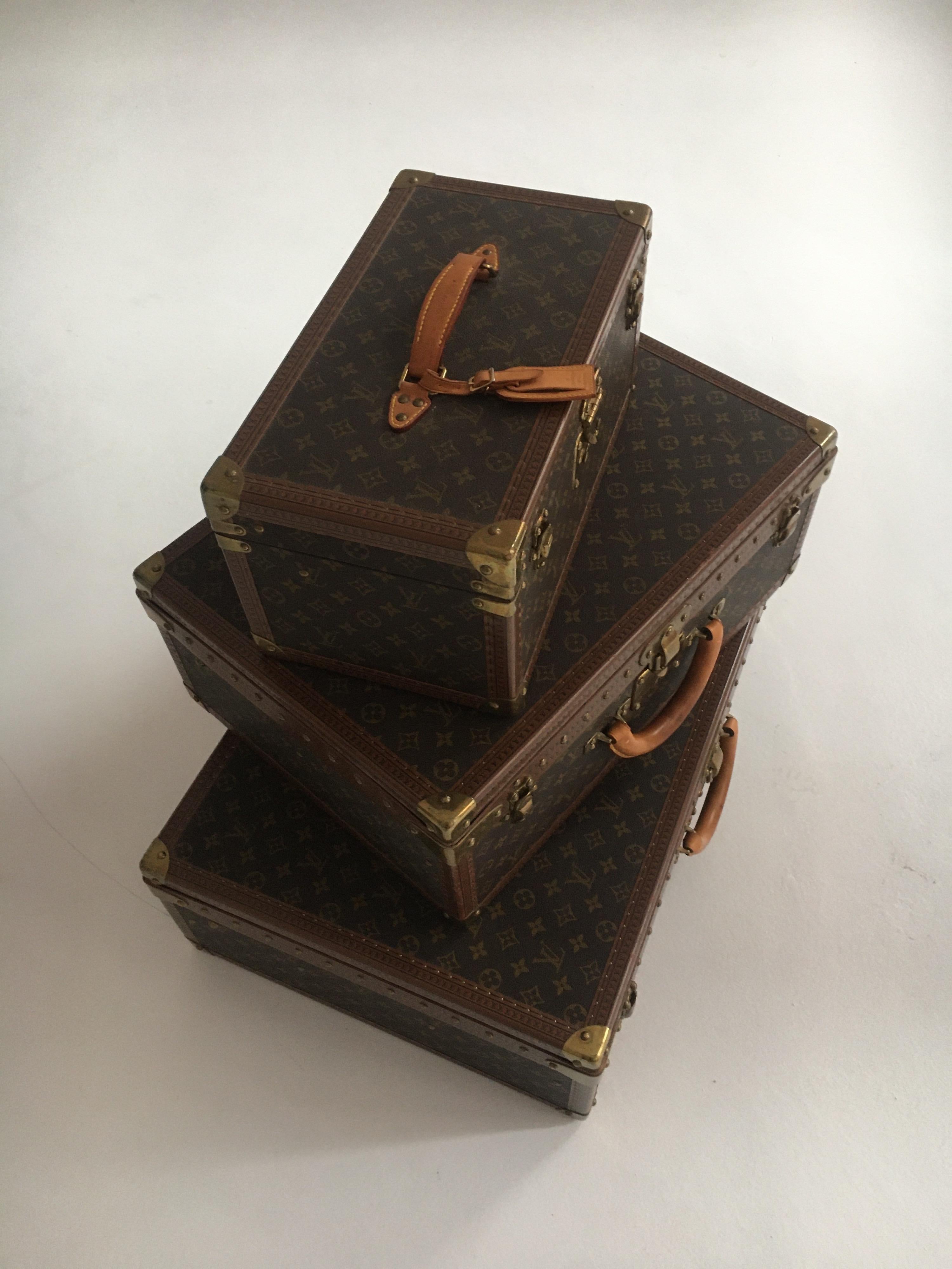 Late 20th Century Louis Vuitton Vintage Petite Eifel Tower Stack Alzer Trunk Set of Three