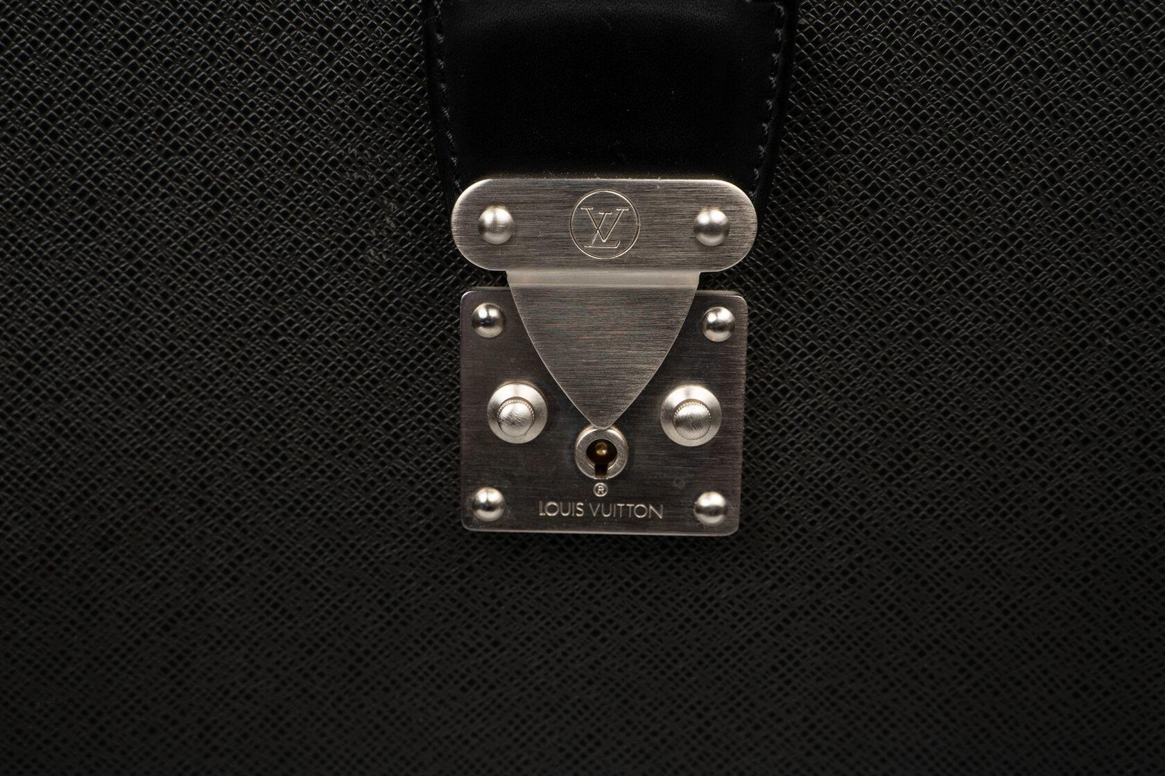Louis Vuitton Vintage Pilot Briefcase For Sale 9