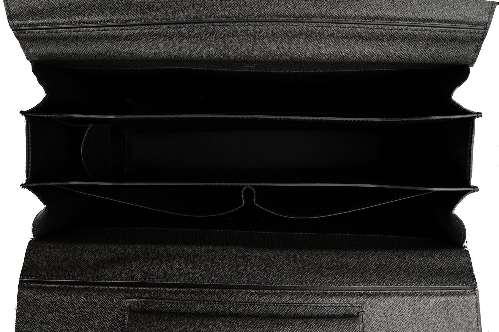 vintage pilot bag