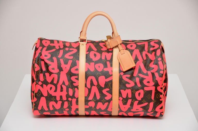 LOUIS VUITTON VINTAGE Pink Neon Keepall 50 Graffiti Bag For Sale