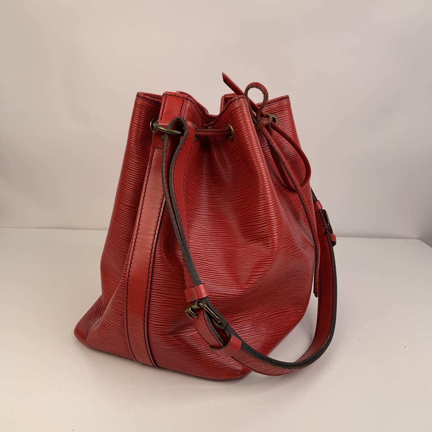 Women's Louis Vuitton Vintage Red Epi Leather Petit Noe Shoulder Bag