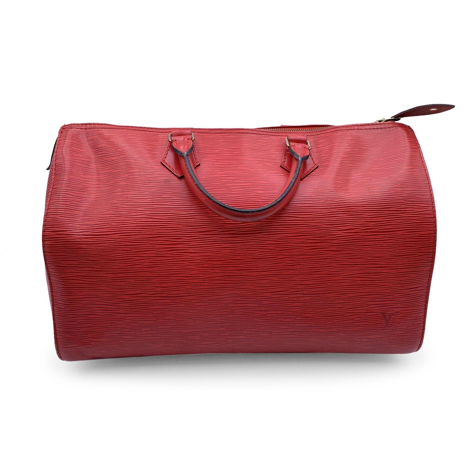 Louis Vuitton Vintage Red Epi Leather Speedy 35 Boston Bag Handbag In Good Condition In Rome, Rome