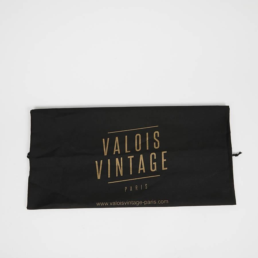 LOUIS VUITTON Vintage Speedy 30 Monogram Bag 6