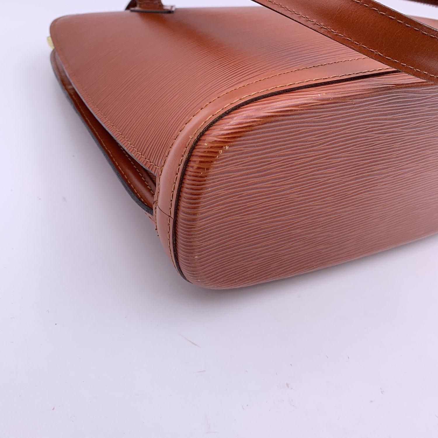 Louis Vuitton Vintage Tan Epi Leather Lussac Tote Shoulder Bag 6