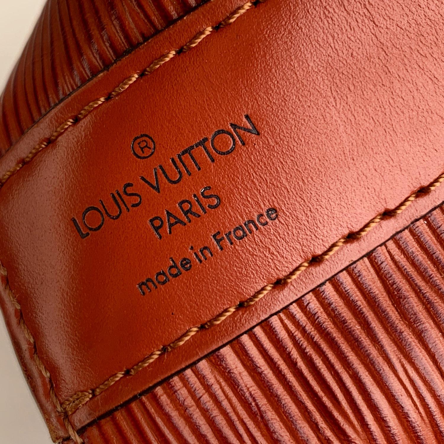 Louis Vuitton Vintage Tan Epi Leather Sac d'Epaule Bucket Shoulder Bag 9