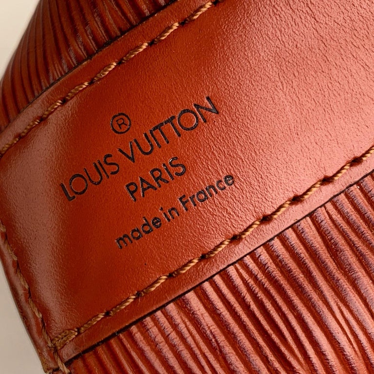 Louis Vuitton Vintage Tan Epi Leather Sac d'Epaule Bucket Shoulder Bag ...