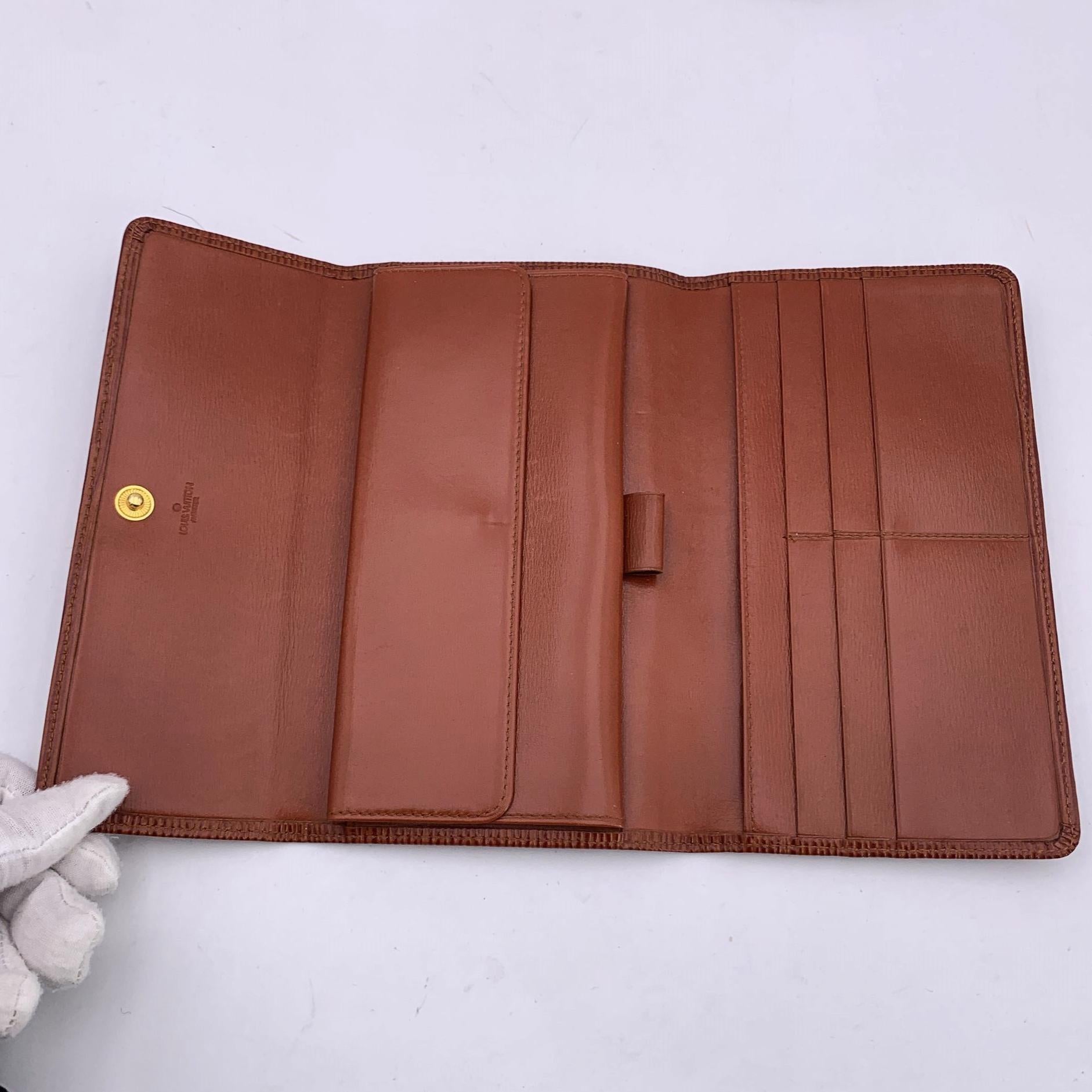 Louis Vuitton Vintage Tan Epi Long International Wallet Coin Purse For Sale 1