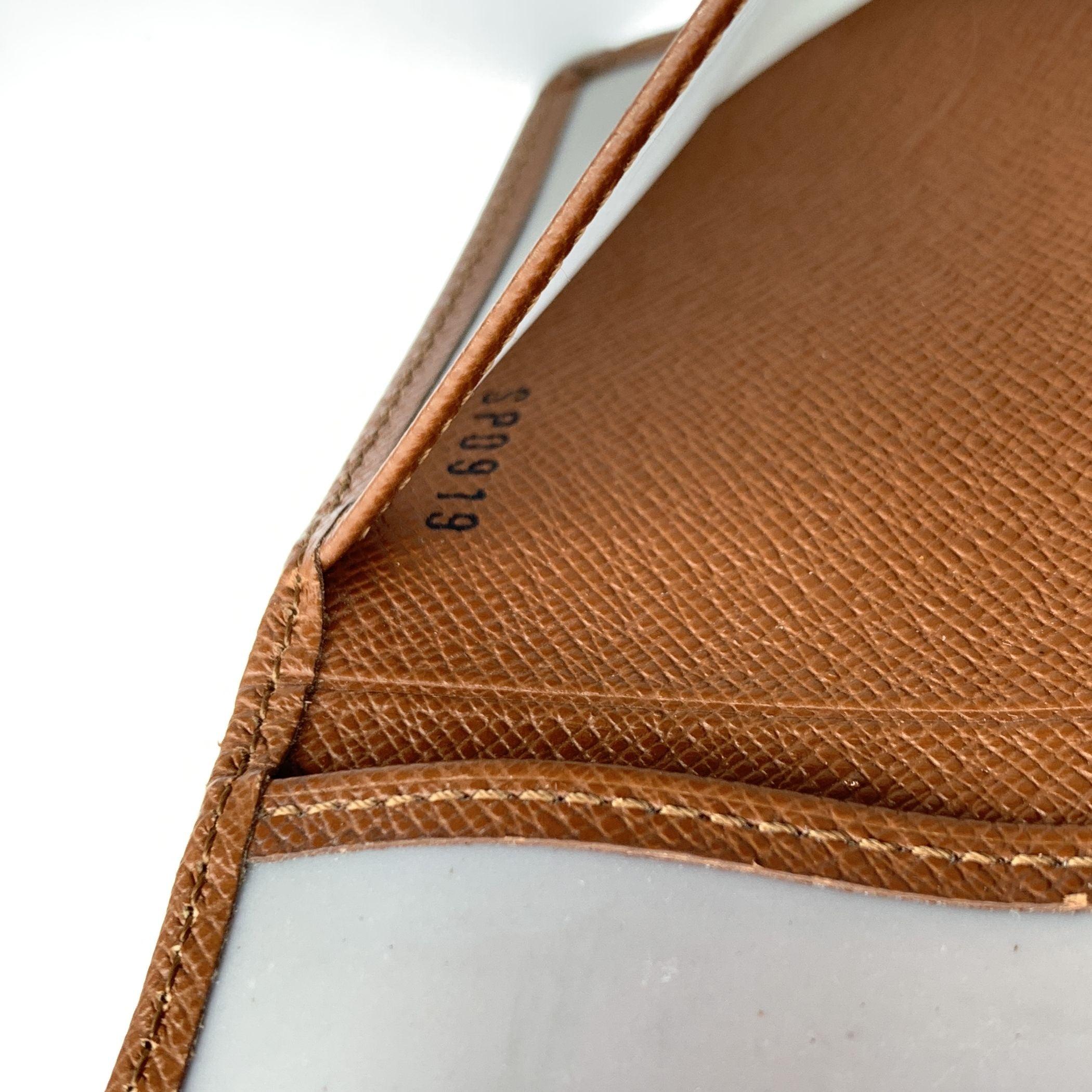 Louis Vuitton Vintage Tan Leather ID Card Wallet Photo Holder For Sale 2