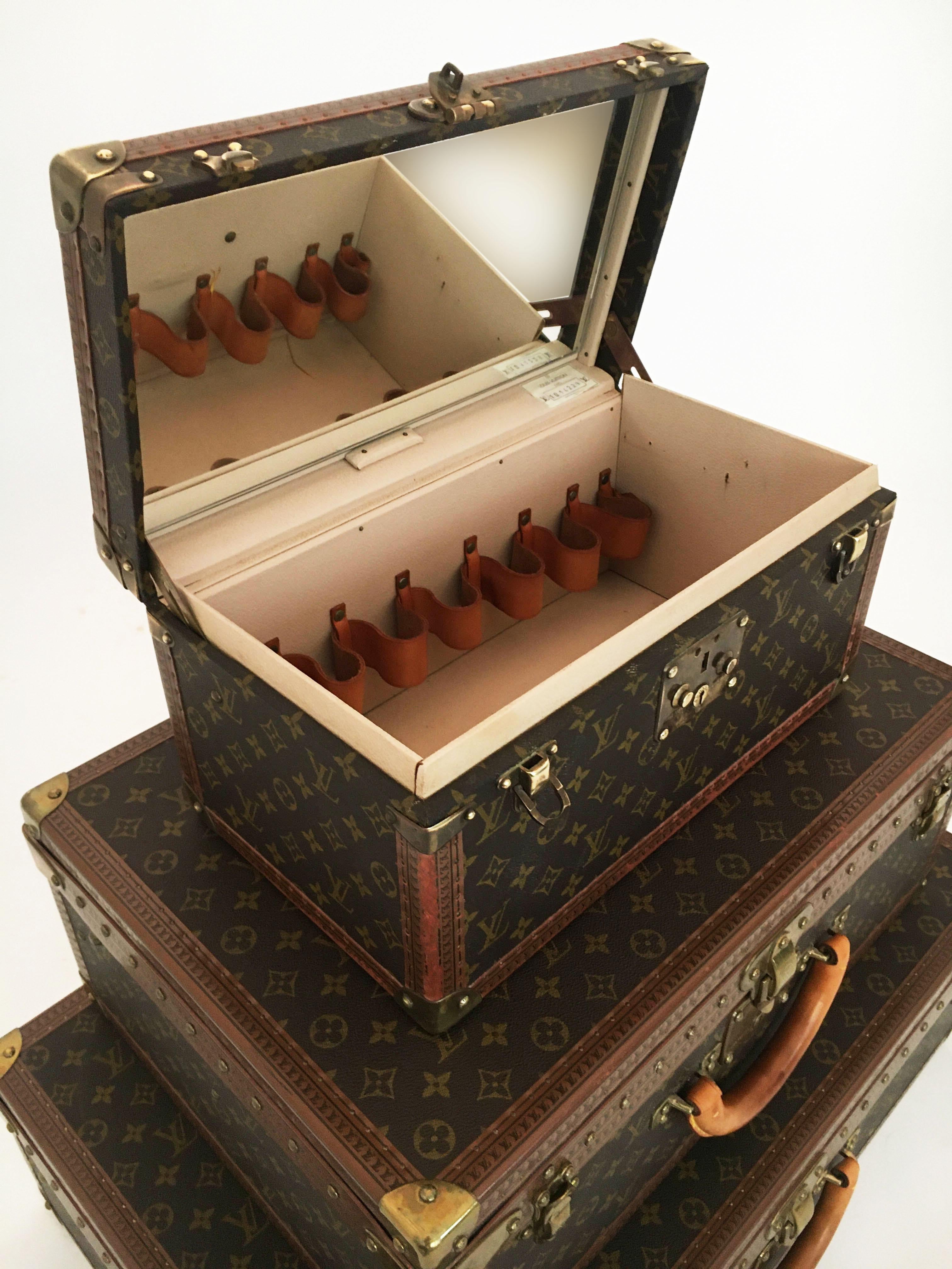 Louis Vuitton Vintage Train Case, Boite Bouteilles Et Glace, Beauty Case For Sale 11