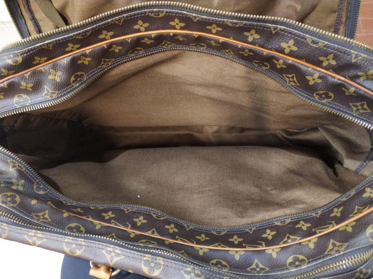 Women's Louis Vuitton Vintage Travel Bag