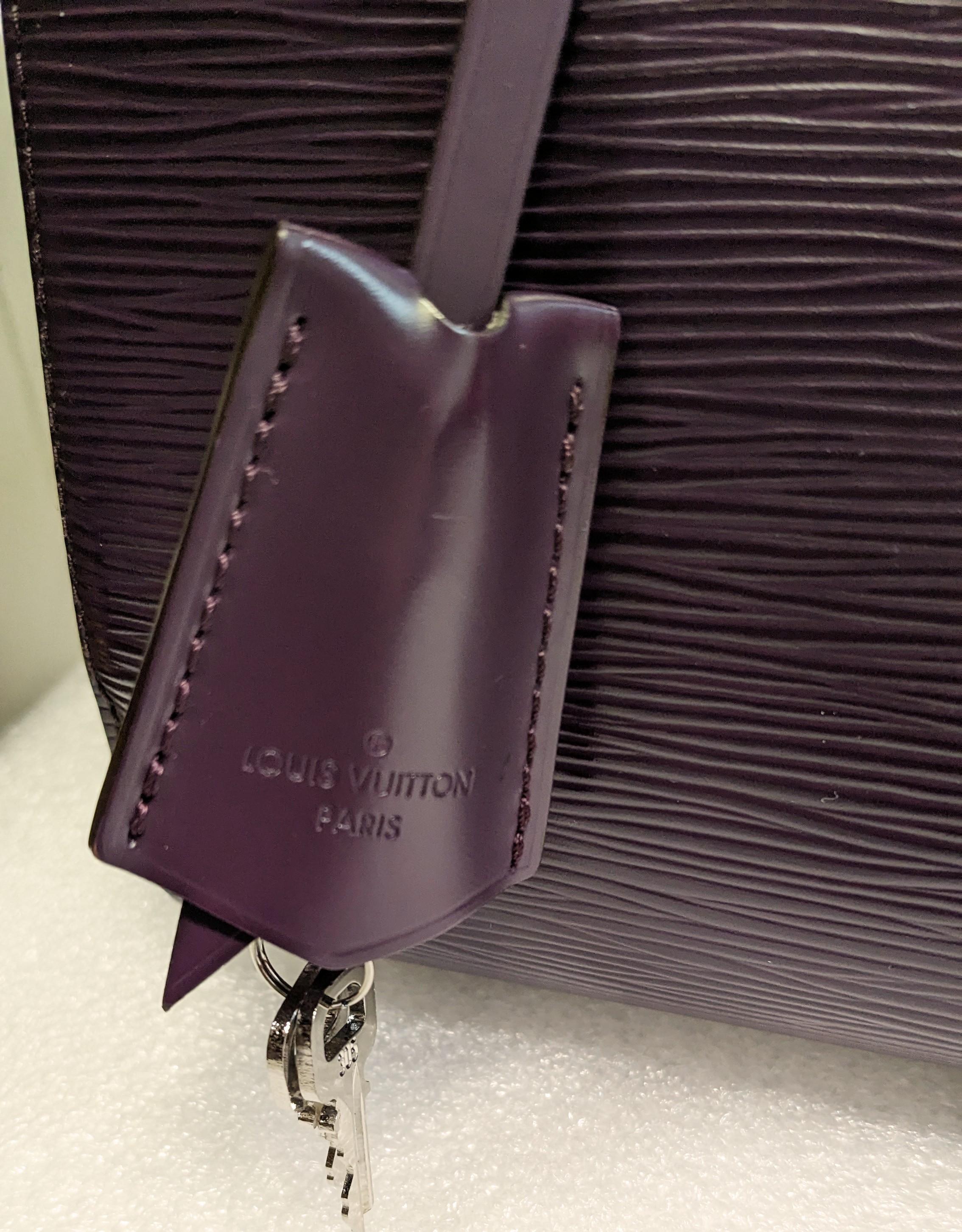 Women's Louis Vuitton Violet Epi Patent Jasmine Bag For Sale