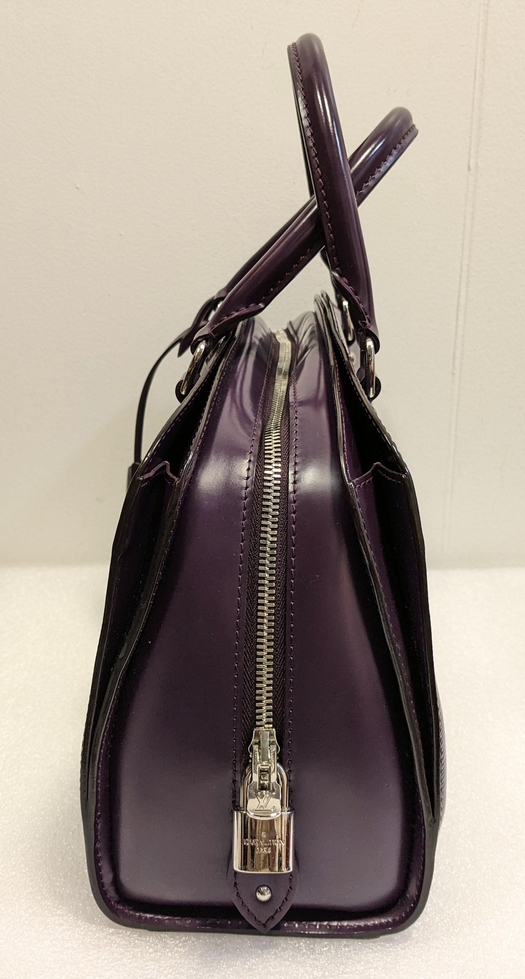 Louis Vuitton Violet Epi Patent Jasmine Bag For Sale 1
