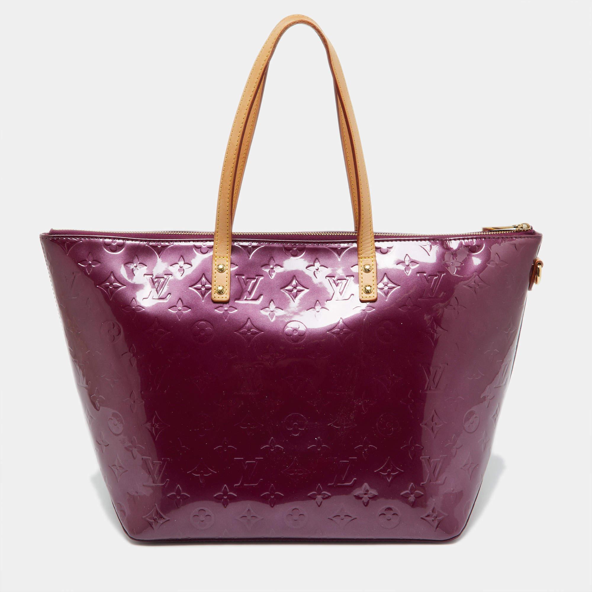 Louis Vuitton Violette Monogram Vernis Bellevue GM Bag In Good Condition For Sale In Dubai, Al Qouz 2