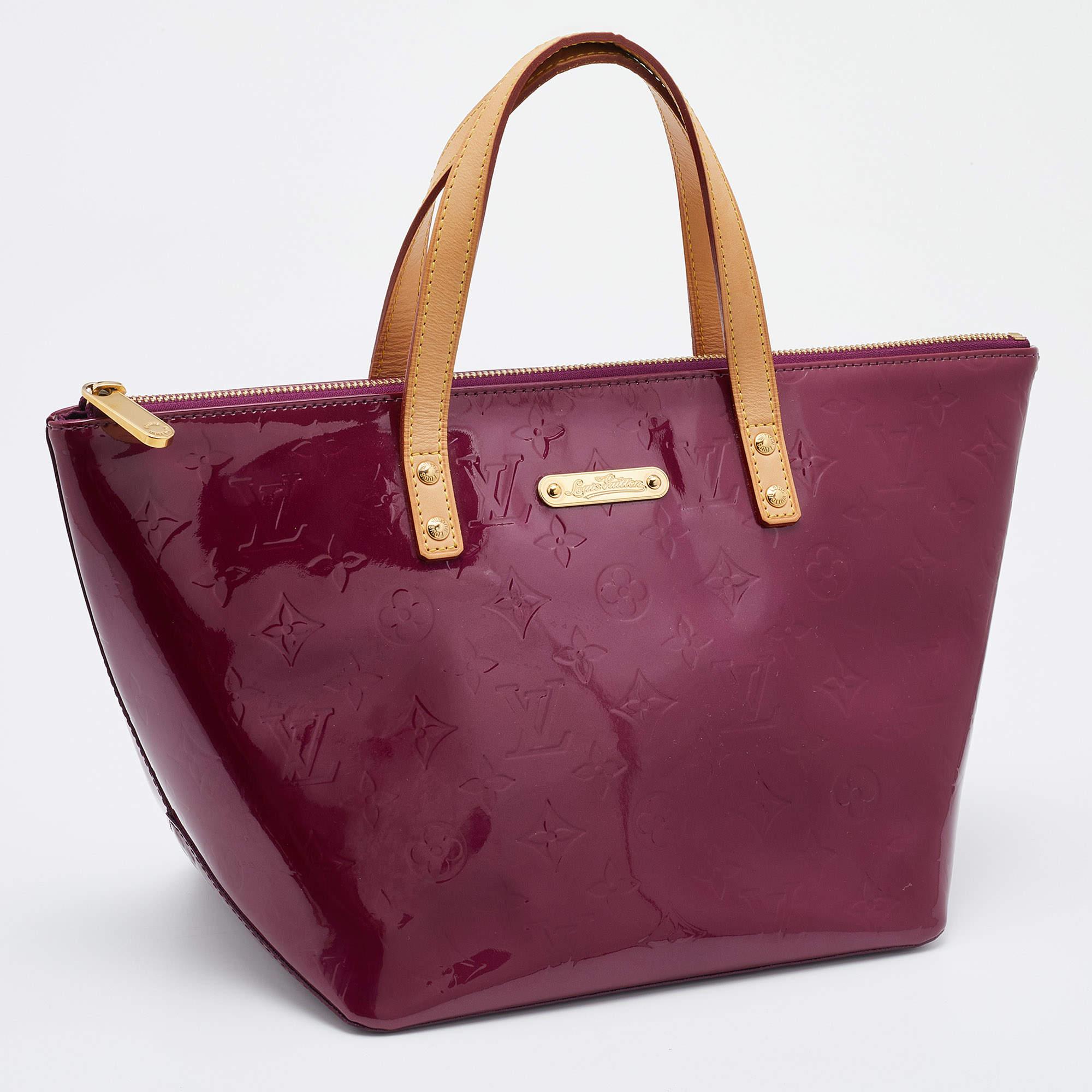 Louis Vuitton Violette Monogram Vernis Bellevue PM Bag In Good Condition In Dubai, Al Qouz 2