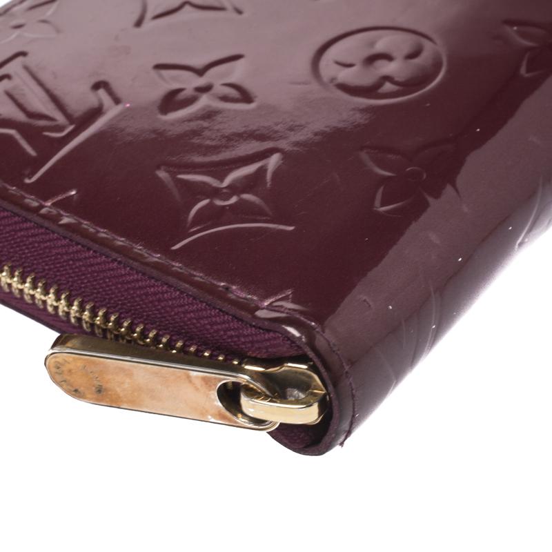 Black Louis Vuitton Violette Monogram Vernis Zippy Wallet