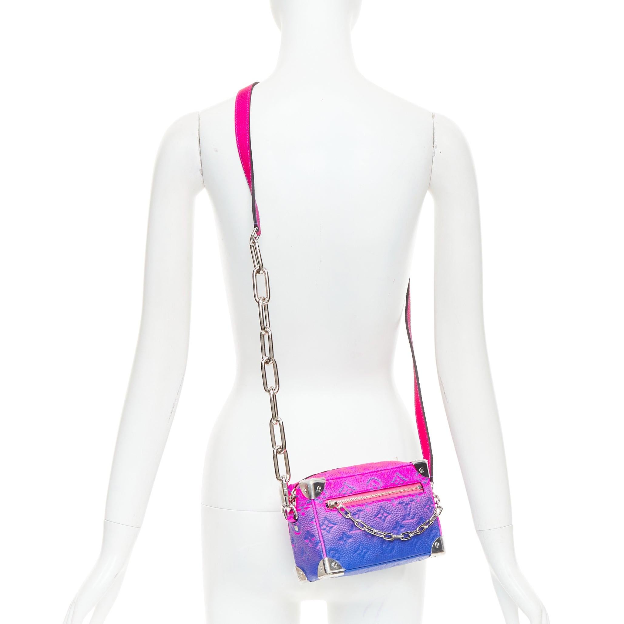 Violet Louis Vuitton Virgil 2022 Taurillon Illusion Soft Trunk Monogram shoulder bag en vente