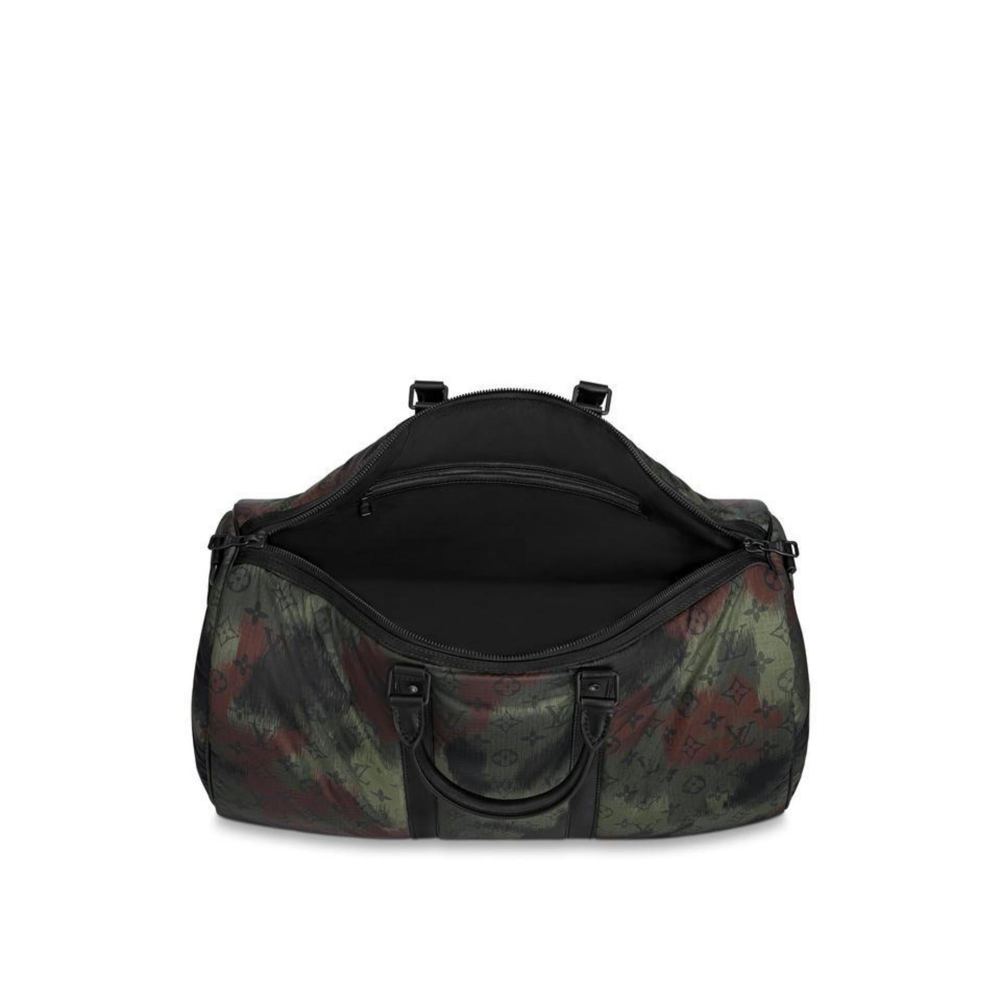 Women's or Men's Louis Vuitton Virgil Abloh Camouflage Monogram Camo Keepall Bandouliere 50 1213l For Sale