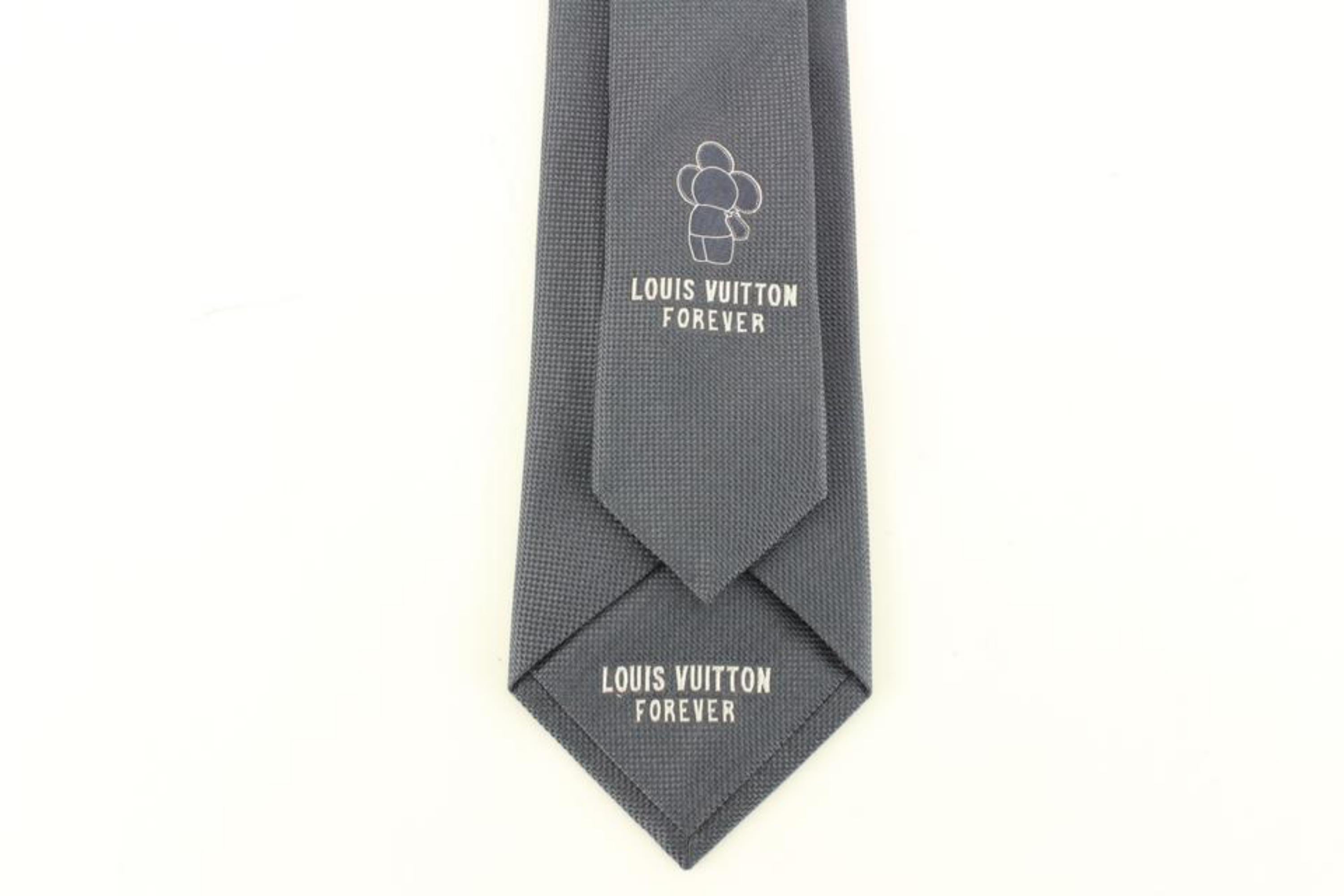 Louis Vuitton Virgil Abloh Grey Vivienne LV Logo Skinny Thin Silk Neck Tie 3lk61 1