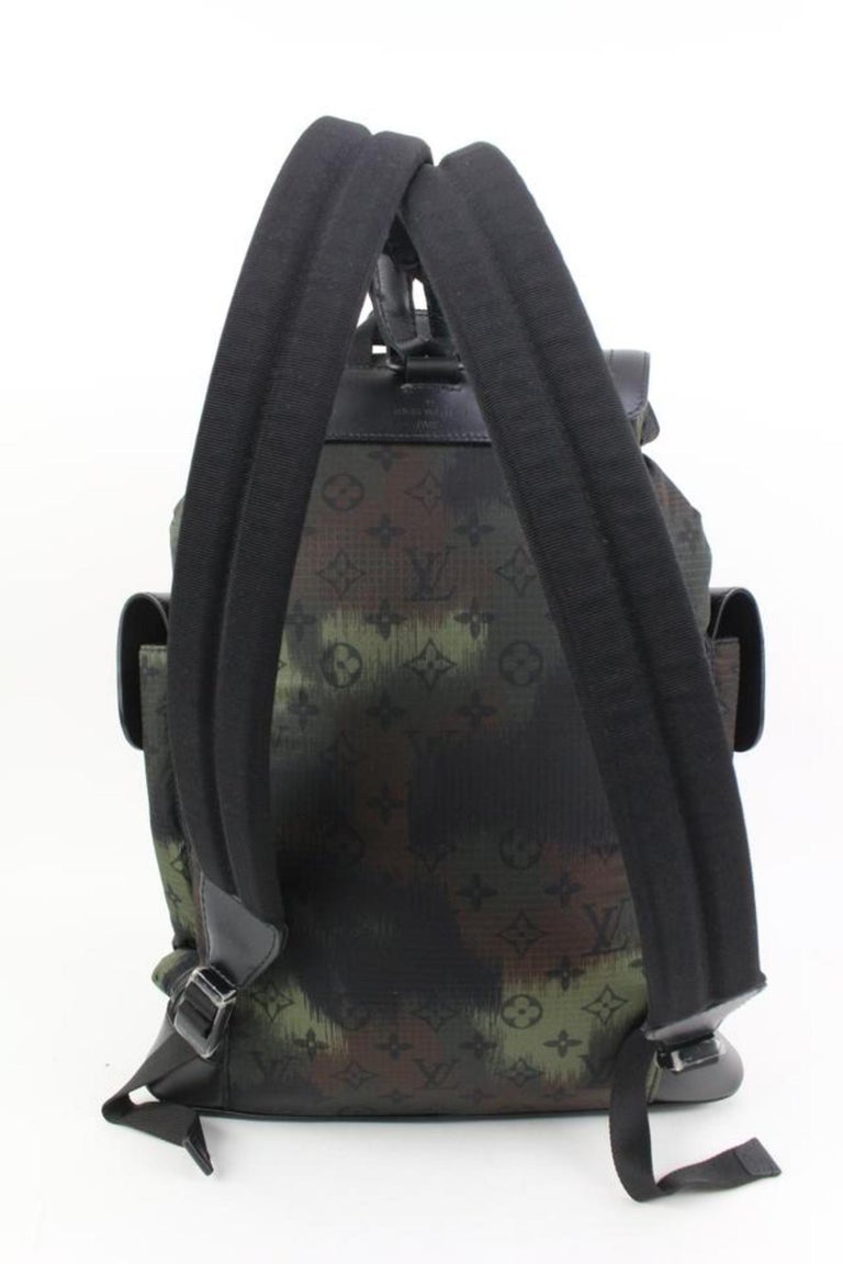 louis vuitton camo backpack Campaign Waxed Canvas - Vintage Featuring a camouflage Louis Vuitton X SUPREME Canvas