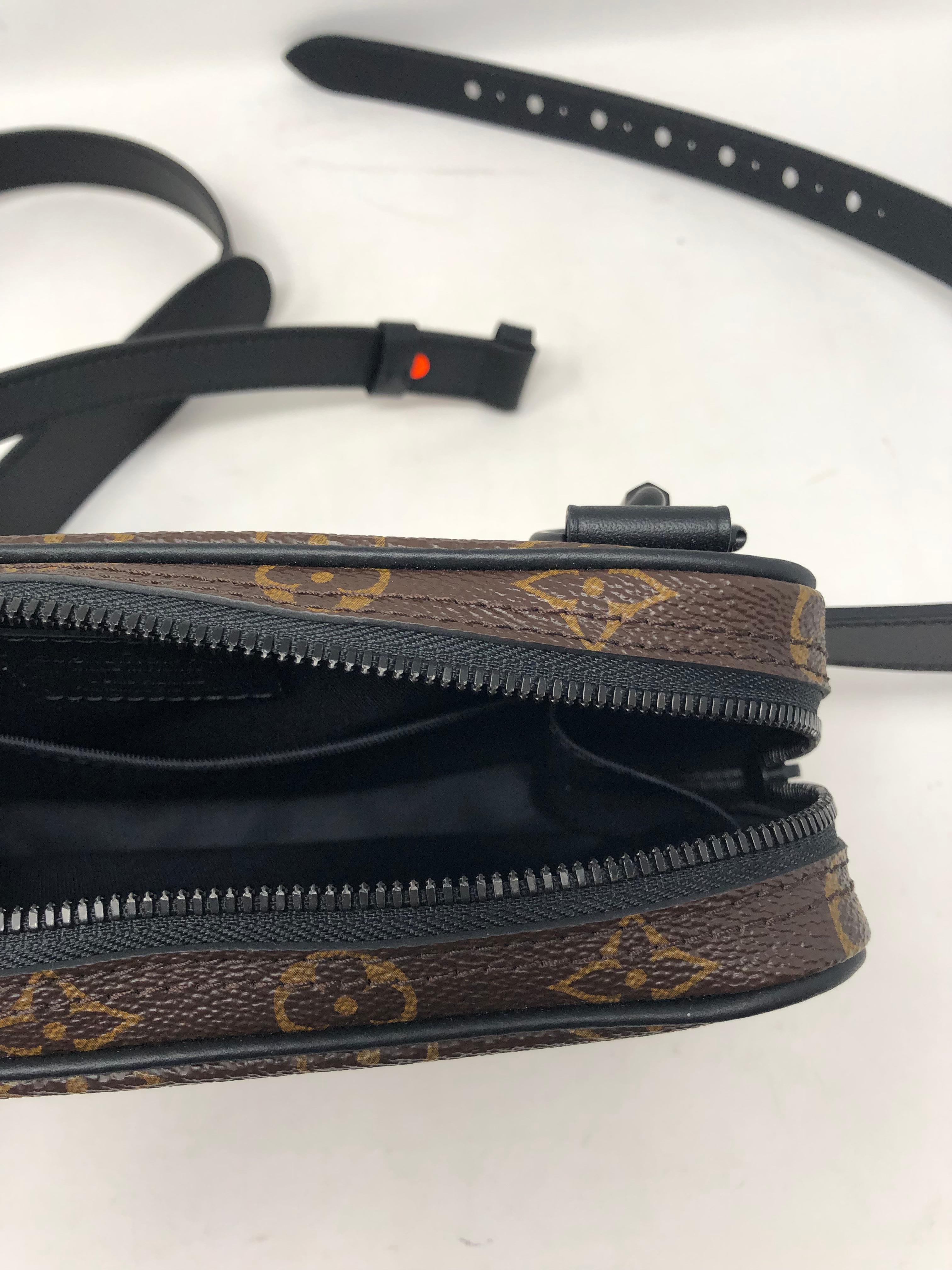 Louis Vuitton Virgil Abloh Utility Front Bag  2