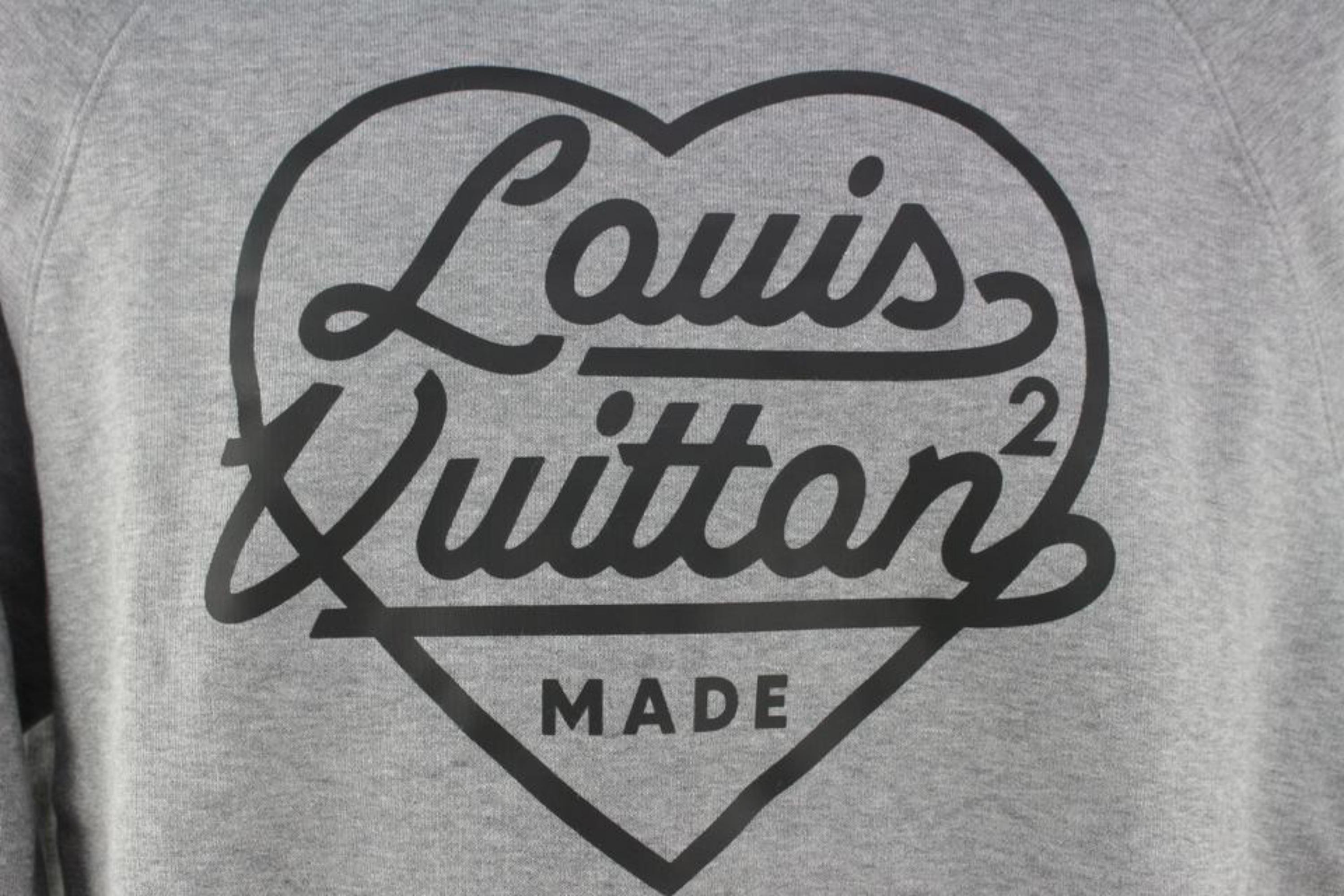 Louis Vuitton Virgil Abloh x Nigo Men's M Grey LV2 Printed Heart Sweatshirt 121l In New Condition In Dix hills, NY