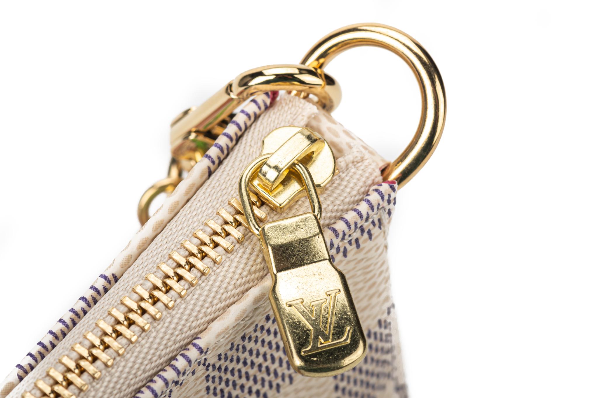 Louis Vuitton Vivienne Christmas Bag For Sale 2