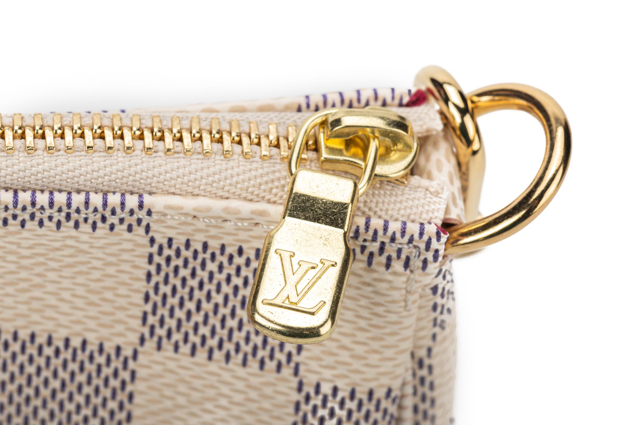 Louis Vuitton Vivienne Christmas Bag For Sale 3