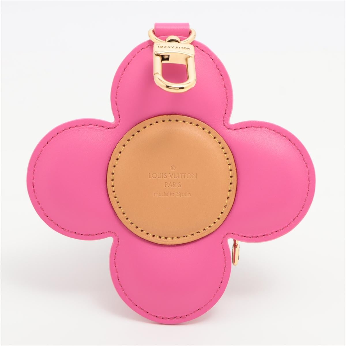 Louis Vuitton Vivienne Coin Purse In Good Condition In Humacao, PR