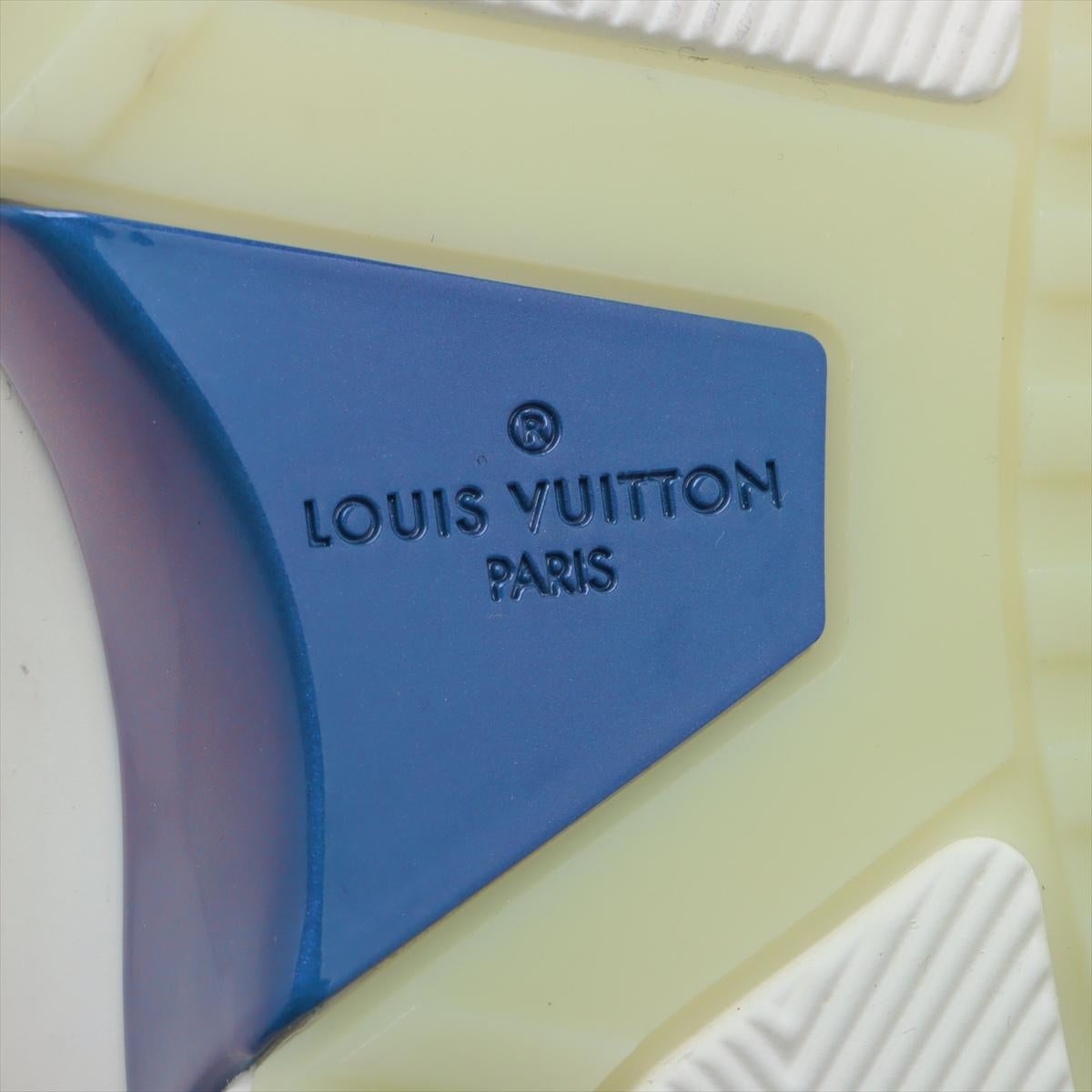 Louis Vuitton V.N.R Sneakers White 6