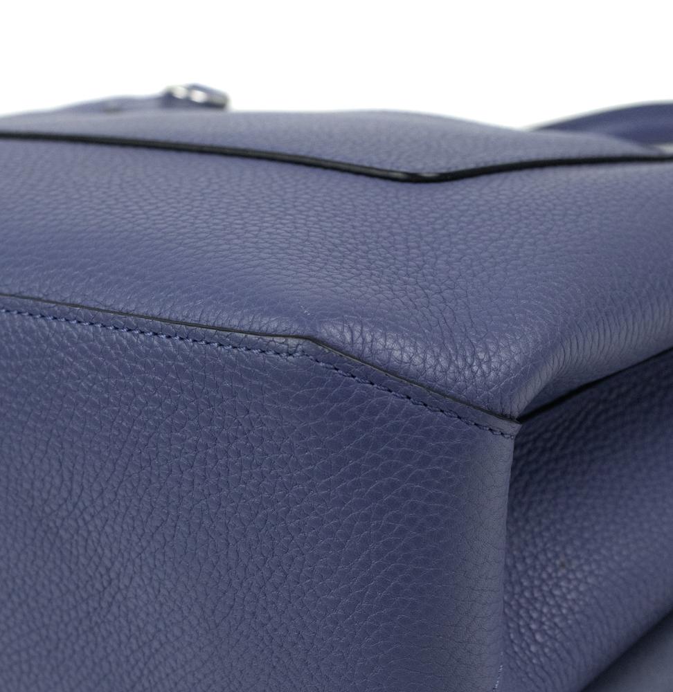 LOUIS VUITTON Volta Shoulder bag in Purple Leather 10