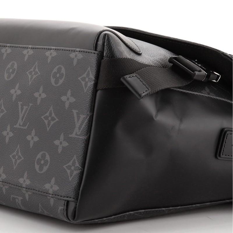 Reisetasche von Louis Vuitton Voyager mit Monogramm aus Eclipse Canvas MM 1