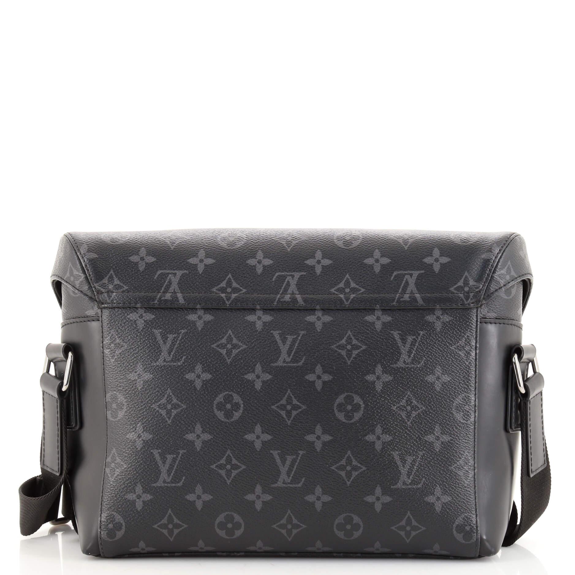 louis vuitton district pm