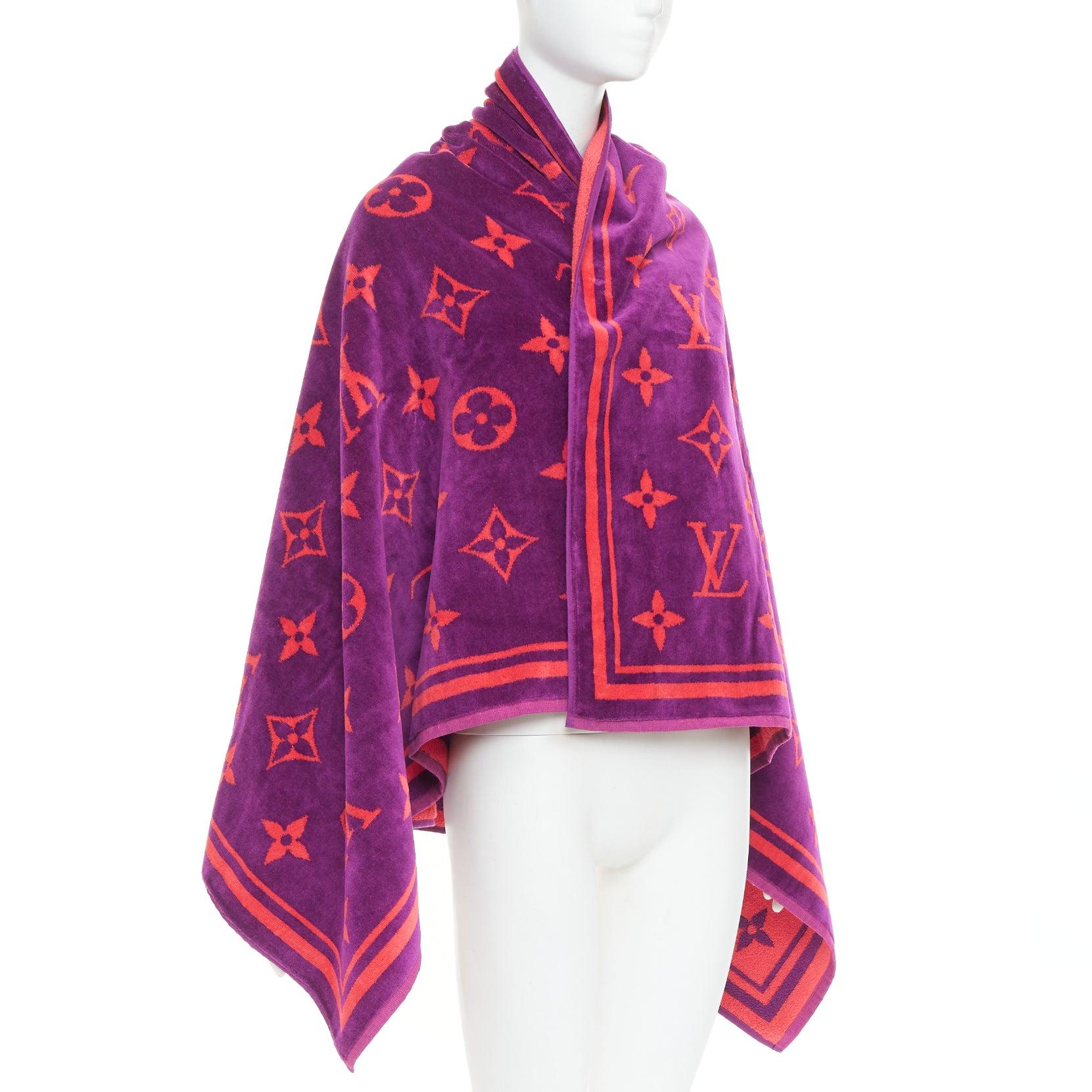 Viola LOUIS VUITTON Vuittamins  telo da spiaggia LV monogram in cotone rosa e viola in vendita