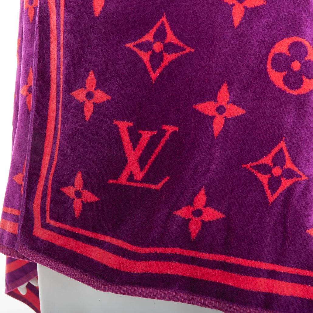 LOUIS VUITTON Vuittamins  telo da spiaggia LV monogram in cotone rosa e viola in vendita 1