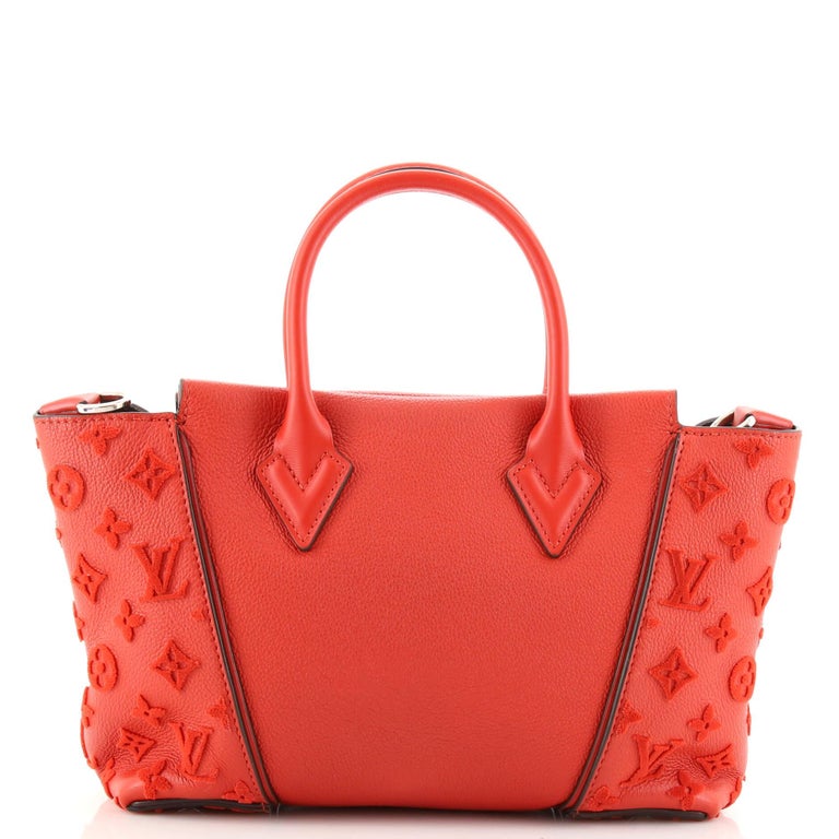 Louis Vuitton W Tote Veau Cachemire - For Sale on 1stDibs