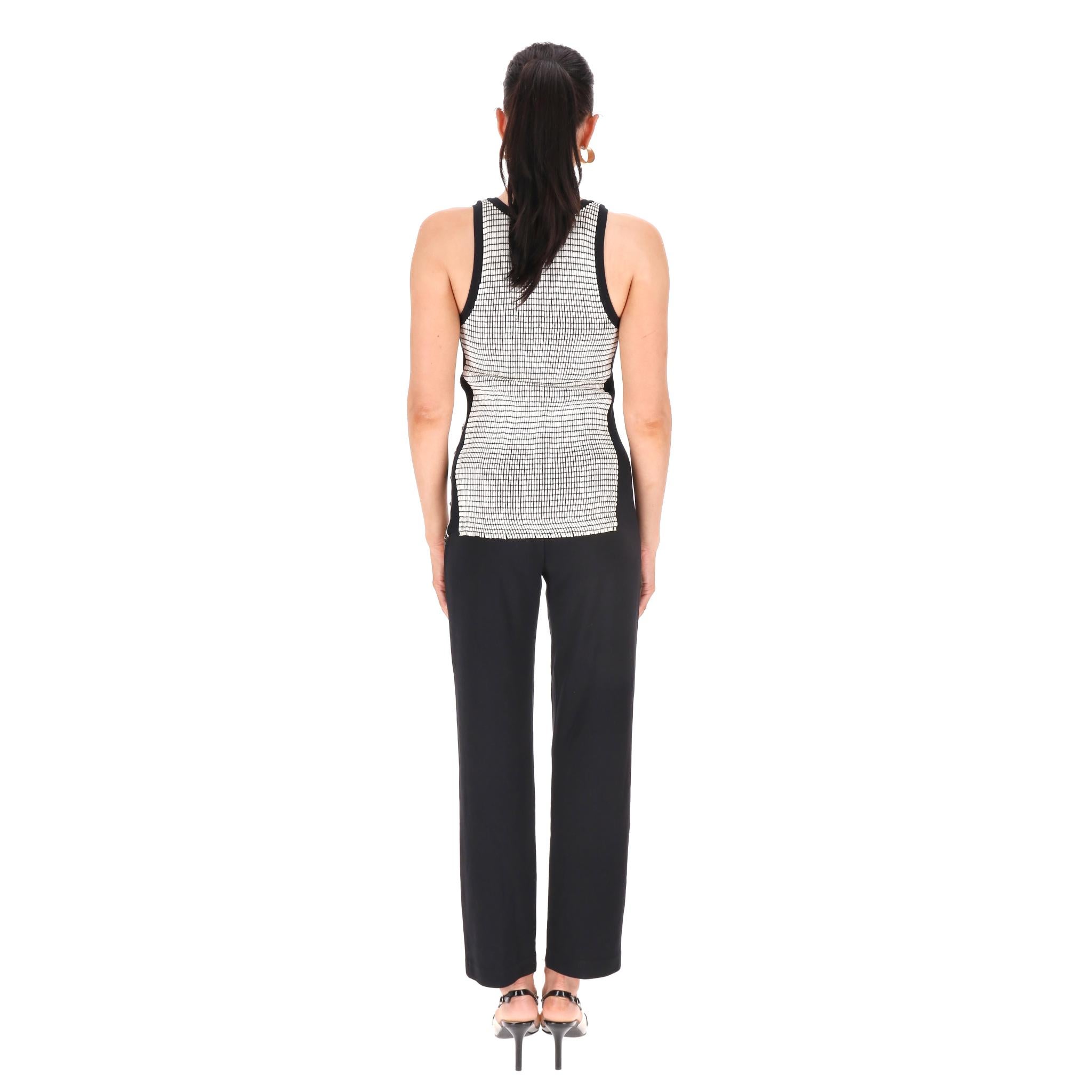 Louis Vuitton Waffle Texture Lambskin Tank Top With A Size Zip In Excellent Condition For Sale In London, GB