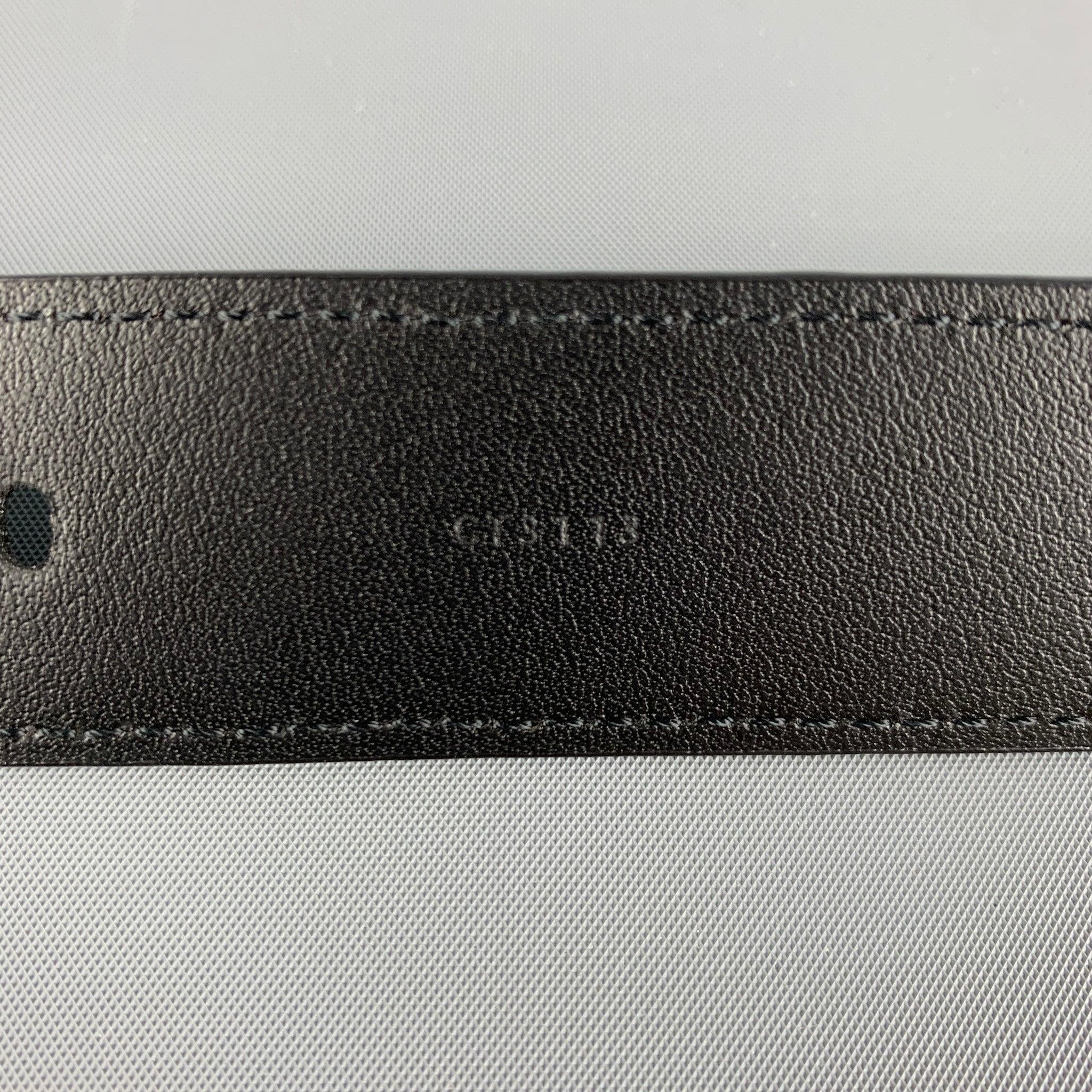 LOUIS VUITTON Waist Size 34 Black Textured Leather Belt For Sale 4