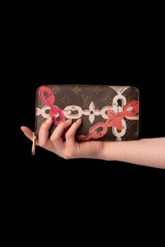 Louis Vuitton wallet 'Chain flower' by Nicolas Ghesquiere Summer 2016