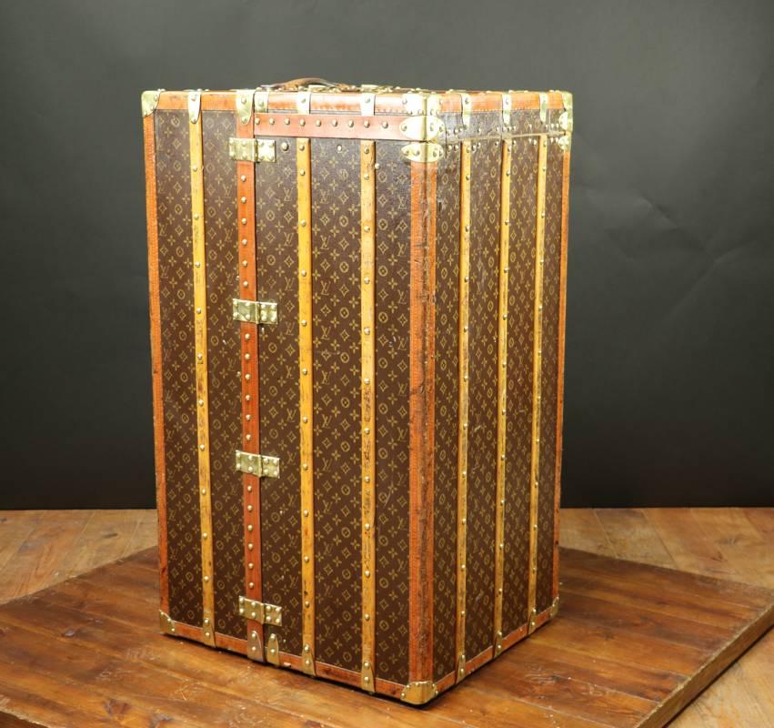 wardrobe trunk louis vuitton