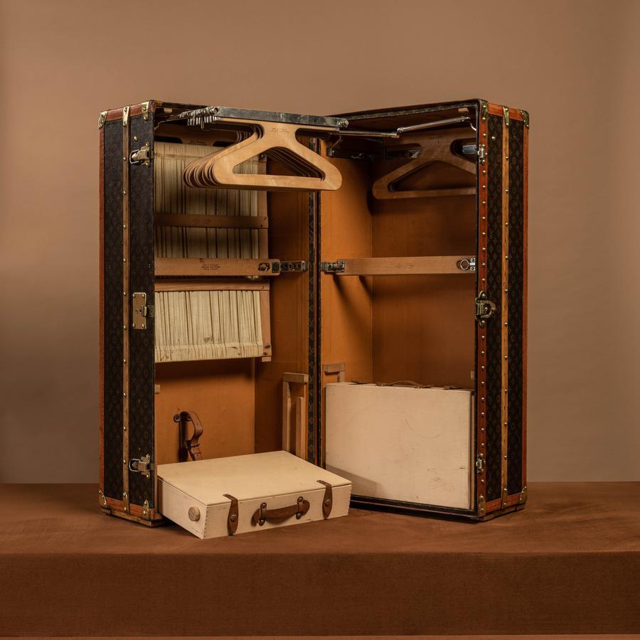 Louis Vuitton Wardrobe Trunk, Circa 1940 5